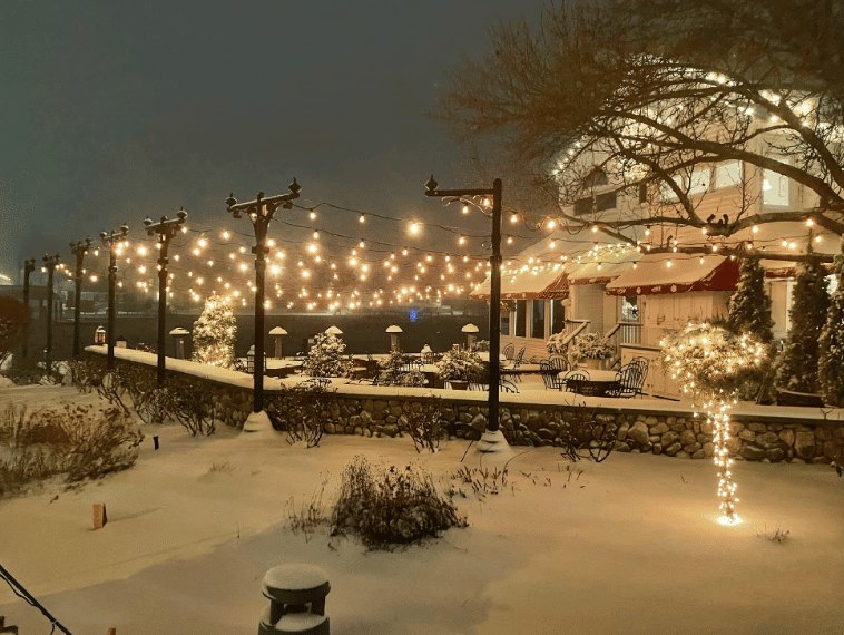 Christmas-in-Mystic-ct-seemystic-snow