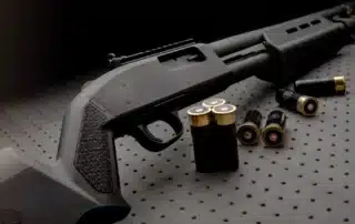 how semi automatic shotguns cycle ammunition and reload between trigger pulls automatically