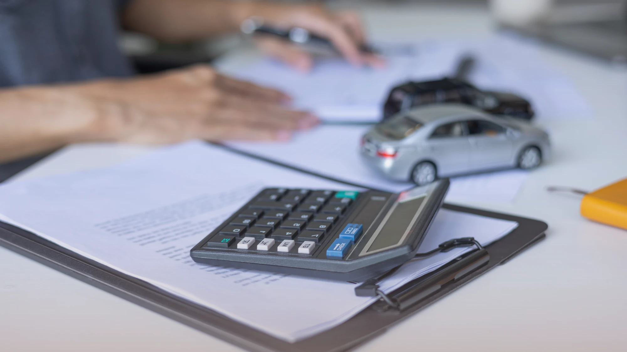 Florida car insurance comparison checklist featuring coverage and cost details.